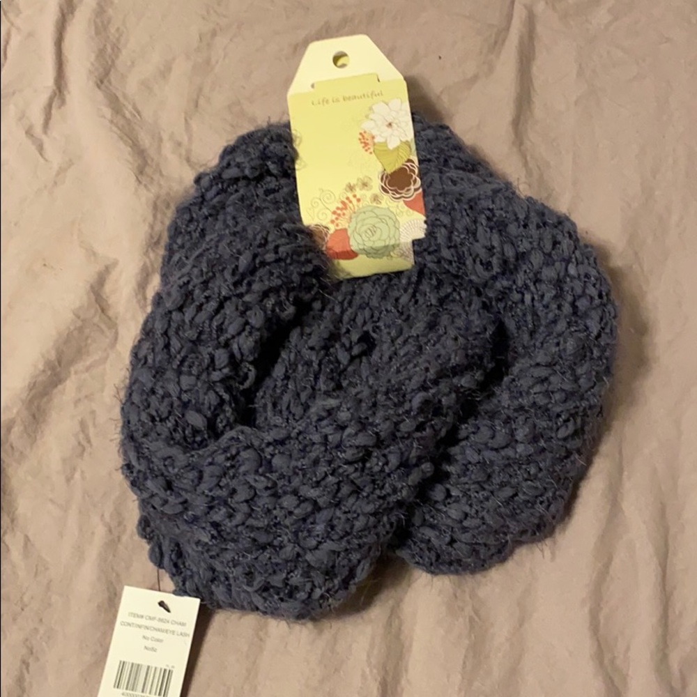 Infinity scarf